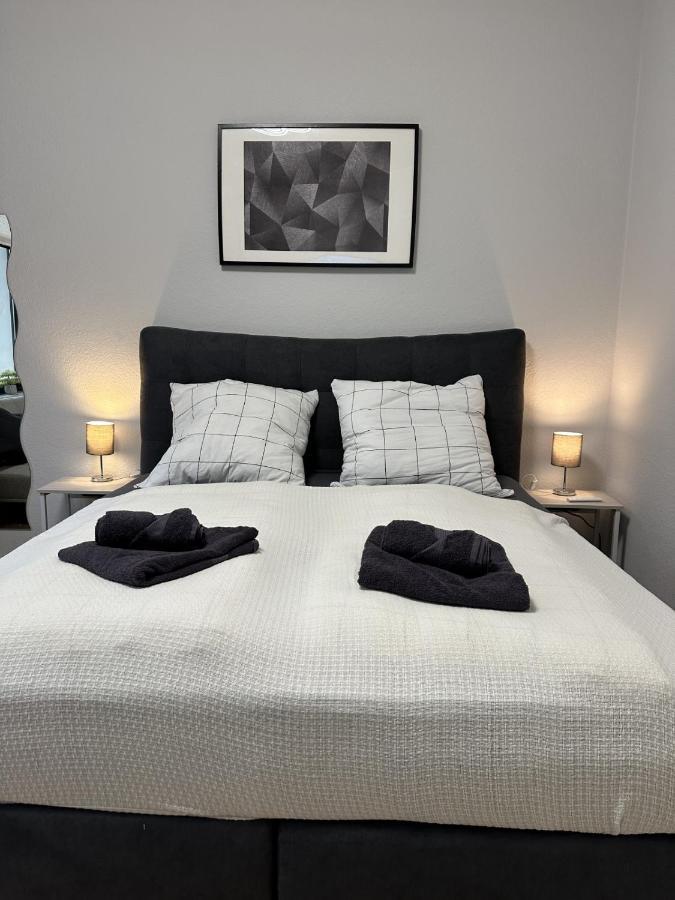 Ferienwohnung Lorenz Mit Kostenlosem Parkplatz Netflix Boxspringbett Kueche 마그데부르크 외부 사진