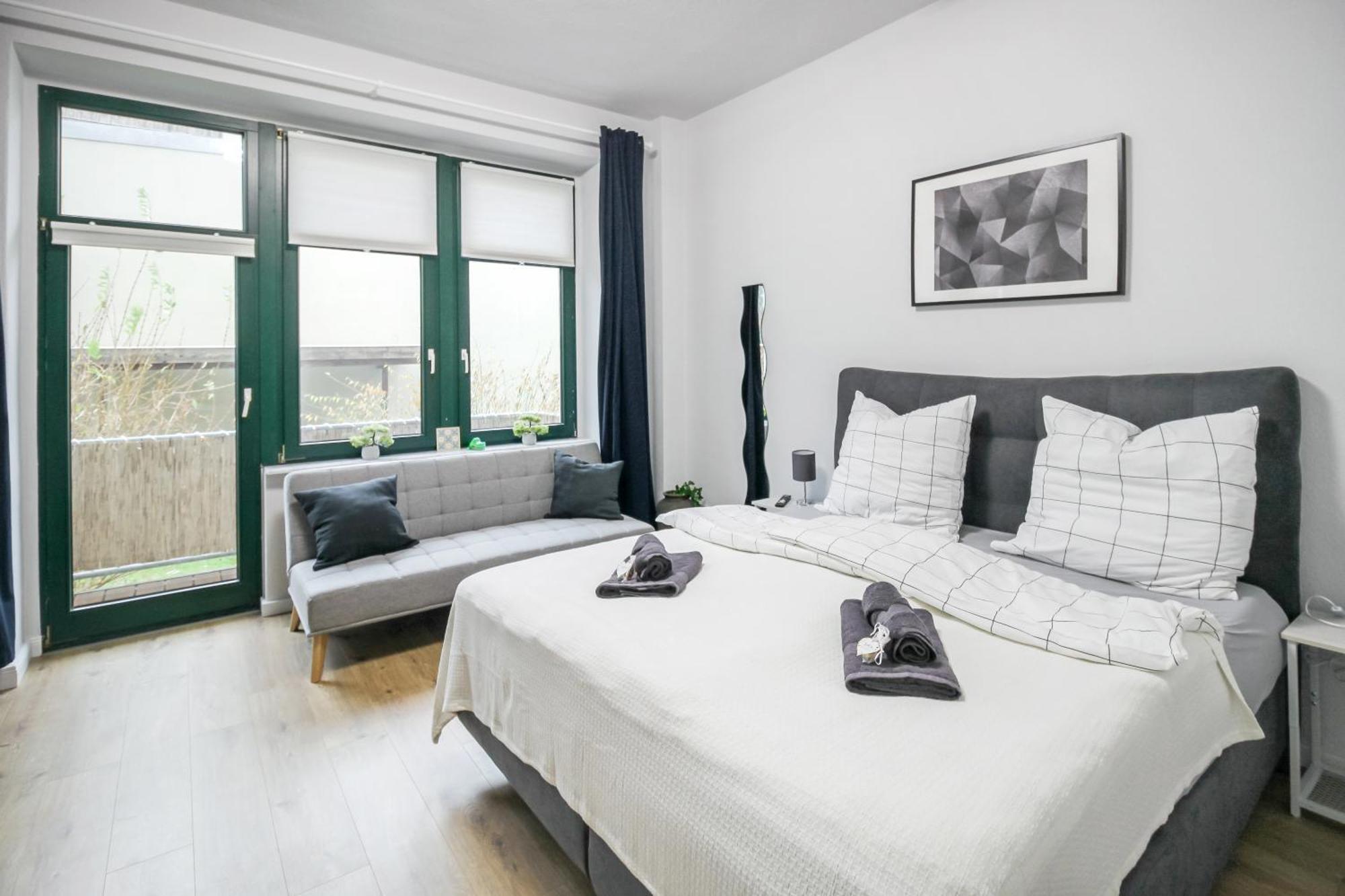 Ferienwohnung Lorenz Mit Kostenlosem Parkplatz Netflix Boxspringbett Kueche 마그데부르크 외부 사진